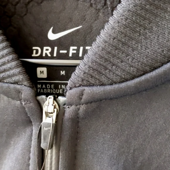 Nike Dri Fit Therma Short Sleeve Jacket Black Women's Medium - Picture 5 of 8